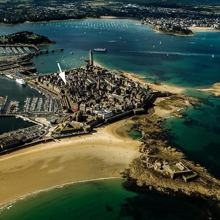Studio lumineux Intra-muros à 2 pas de la plage. Saint-Malo Extérieur photo